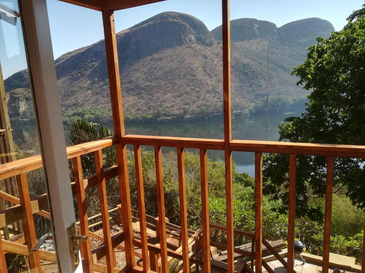 letamong lodge Hartbeespoort Exterior foto