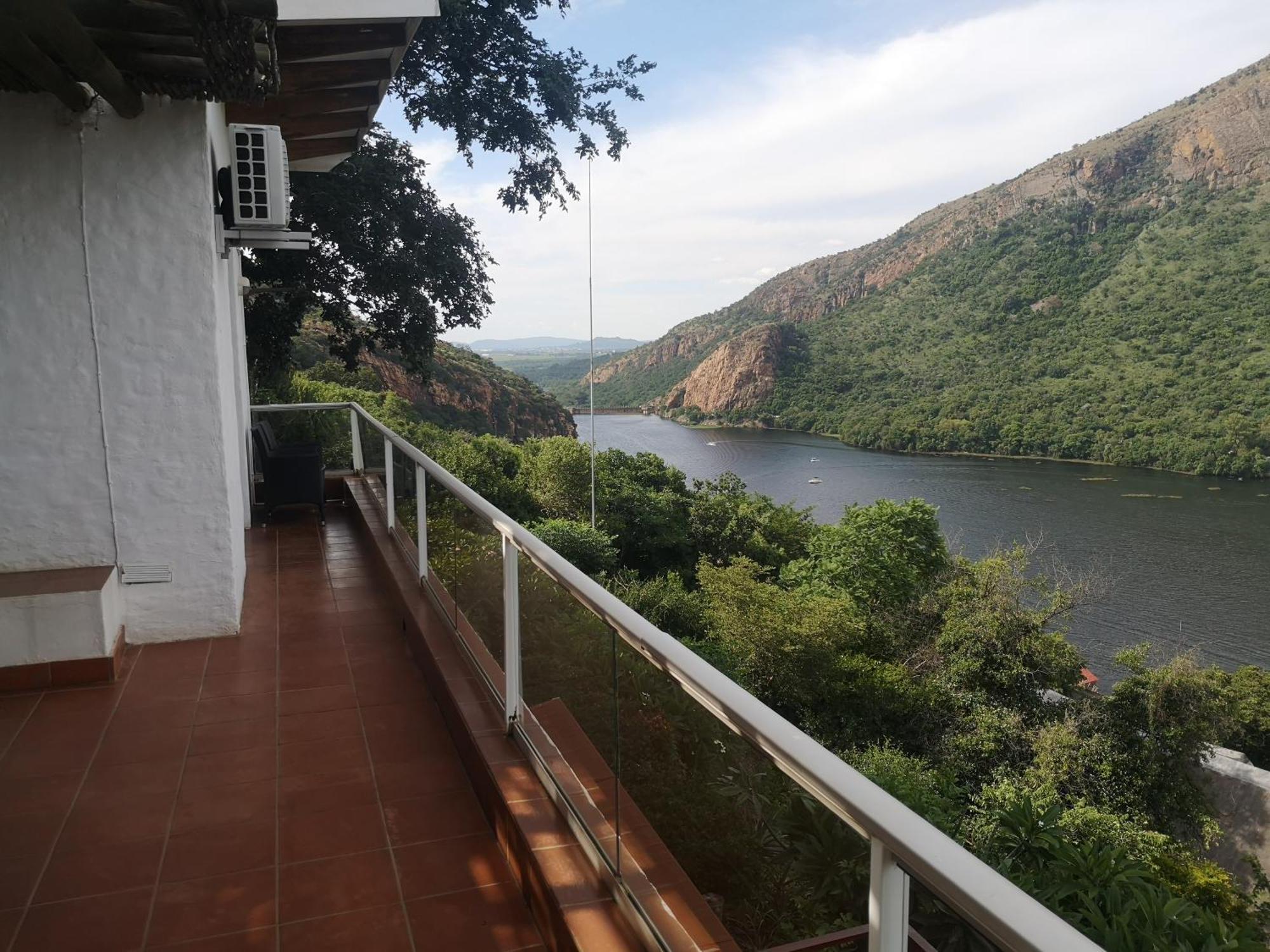 letamong lodge Hartbeespoort Habitación foto